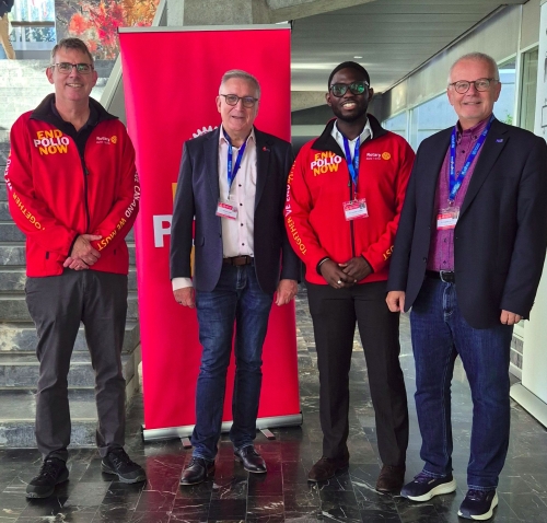 From left: Rot. Oliver Rosenbauer, DG René Loretan, Rot. Hanspeter von Flüe (DRFCC), Théophile Houessou (PolioPlus D1990)